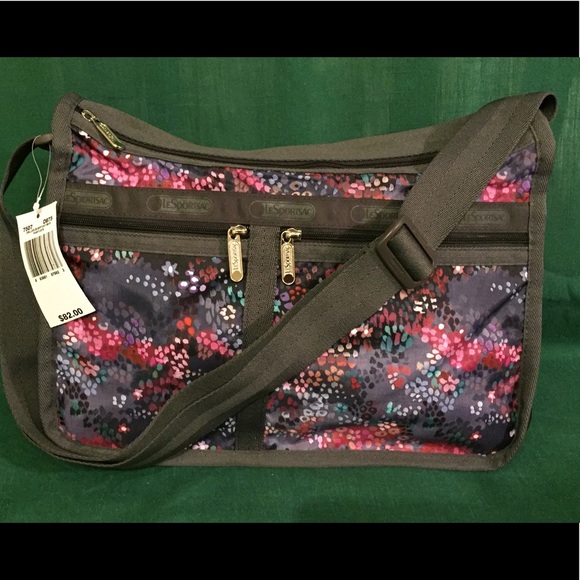 Lesportsac Bags Nwt Lesportsac Deluxe Everyday Bag Pastile S Poshmark